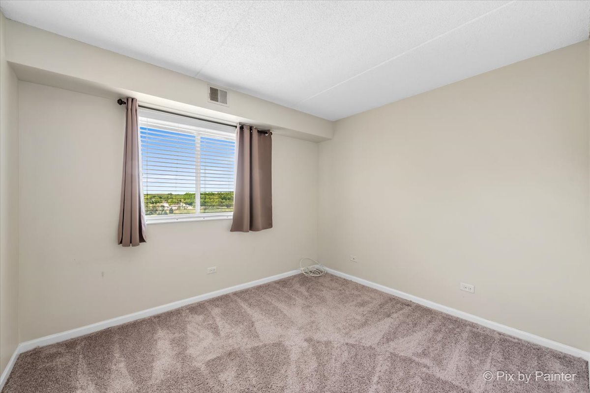 1 Bloomingdale Place Unit: 601
