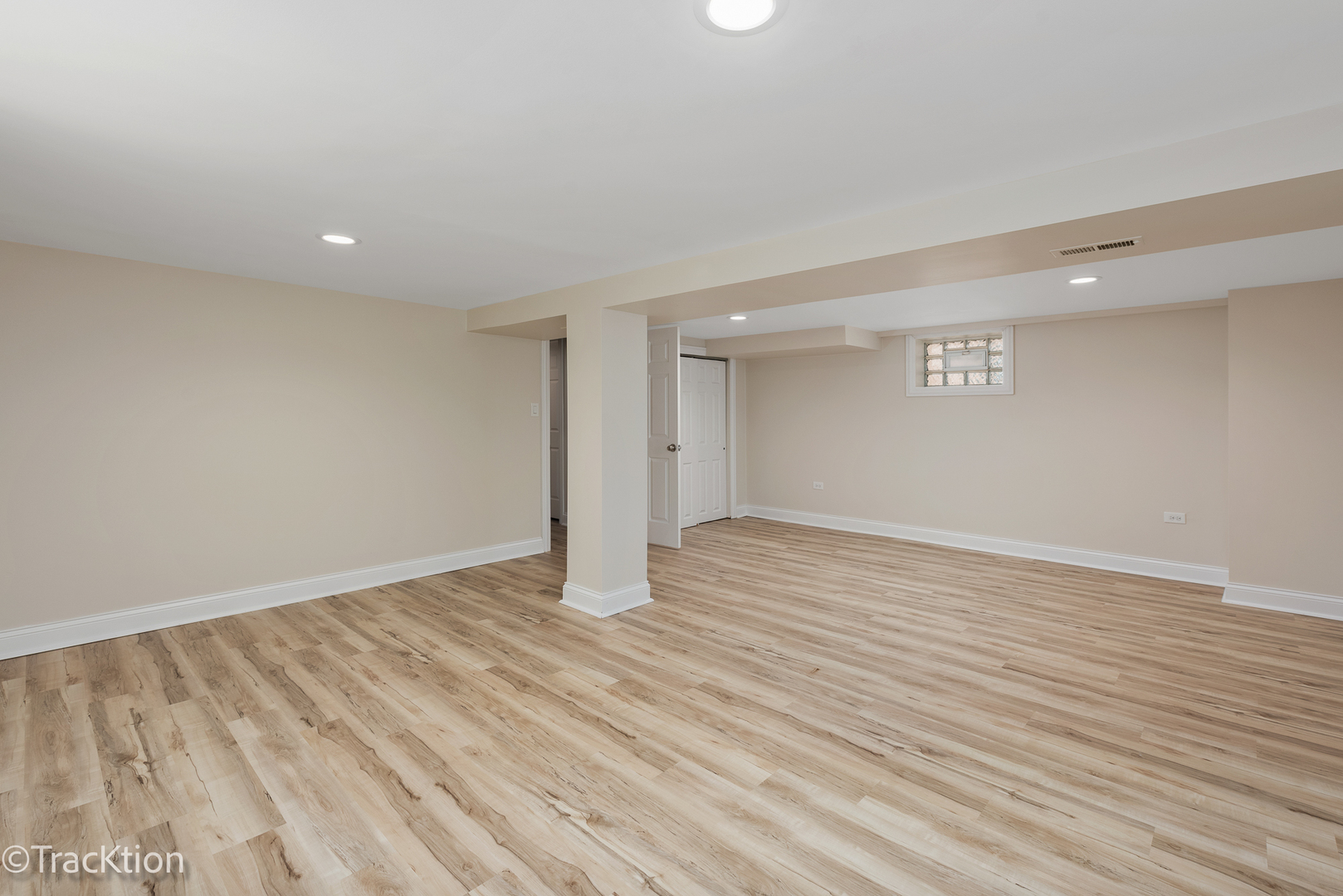 1105 W 123rd Street