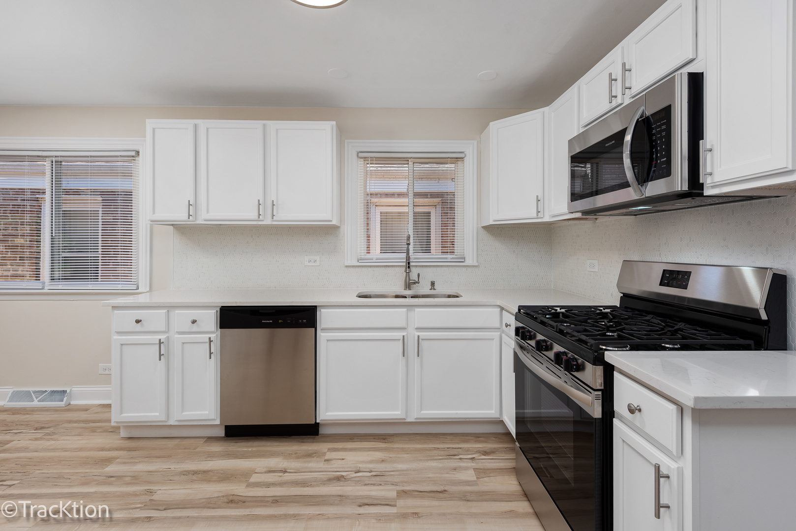 1105 W 123rd Street