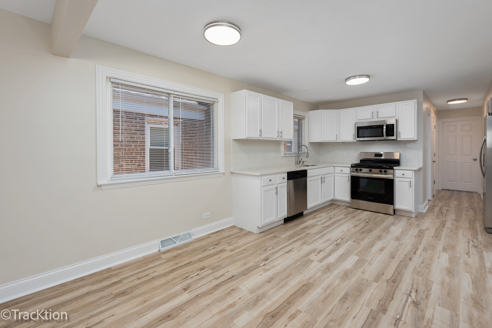 1105 W 123rd Street
