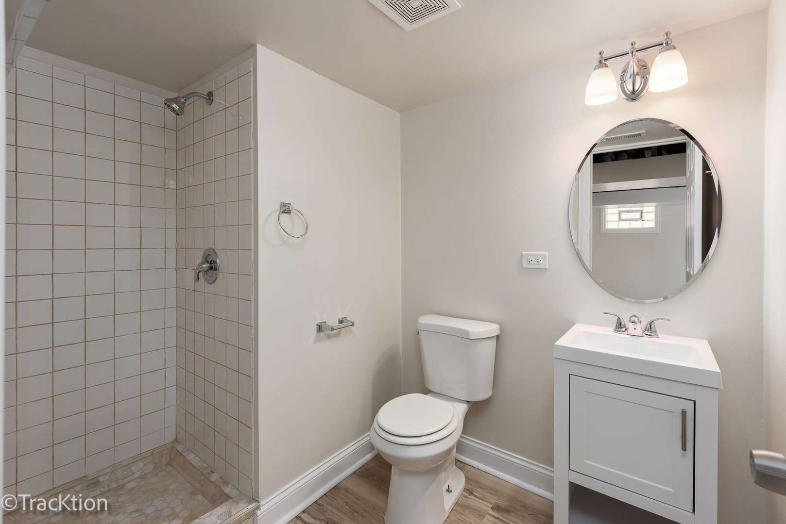 1105 W 123rd Street