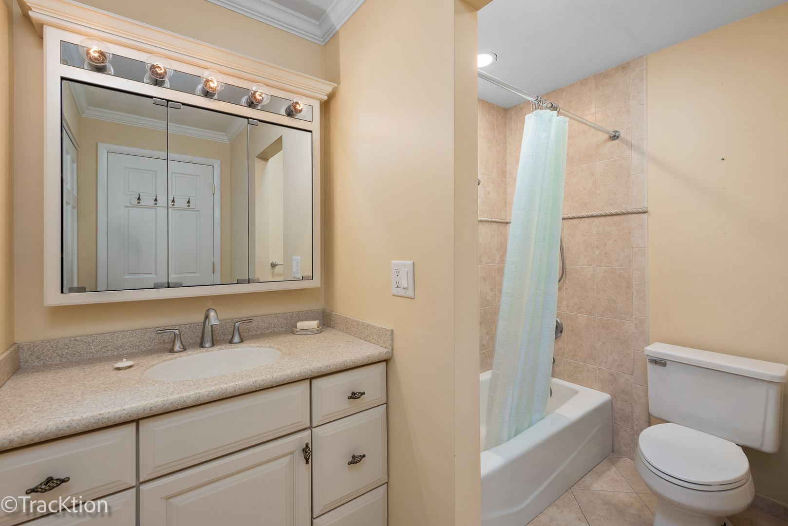 125 Acacia Circle Unit: 704E