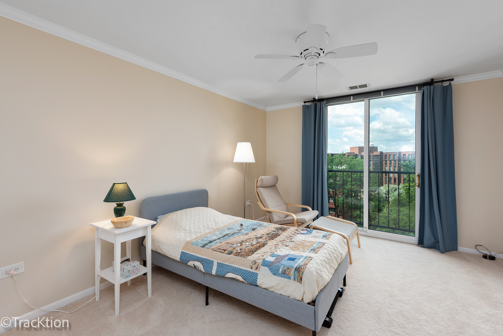 125 Acacia Circle Unit: 704E