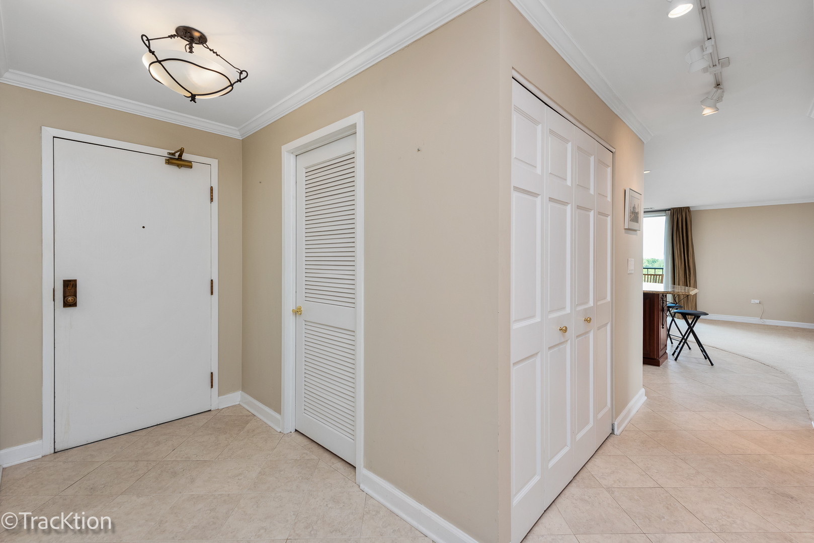 125 Acacia Circle Unit: 704E