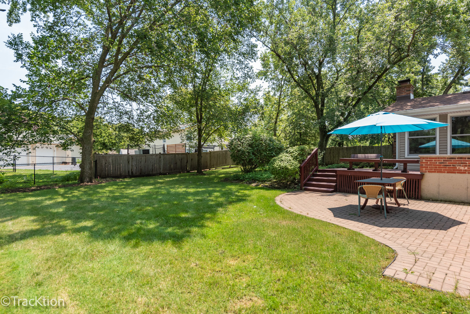 2S661 Devonshire Lane