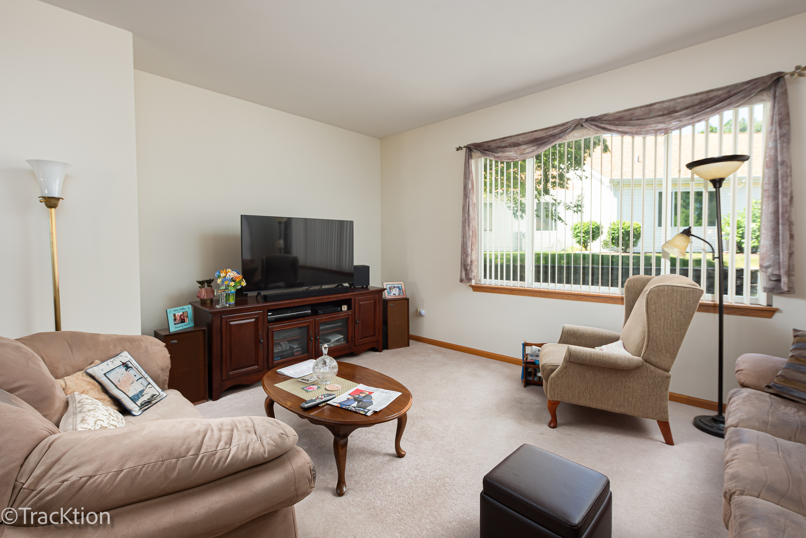 21337 W Juniper Lane