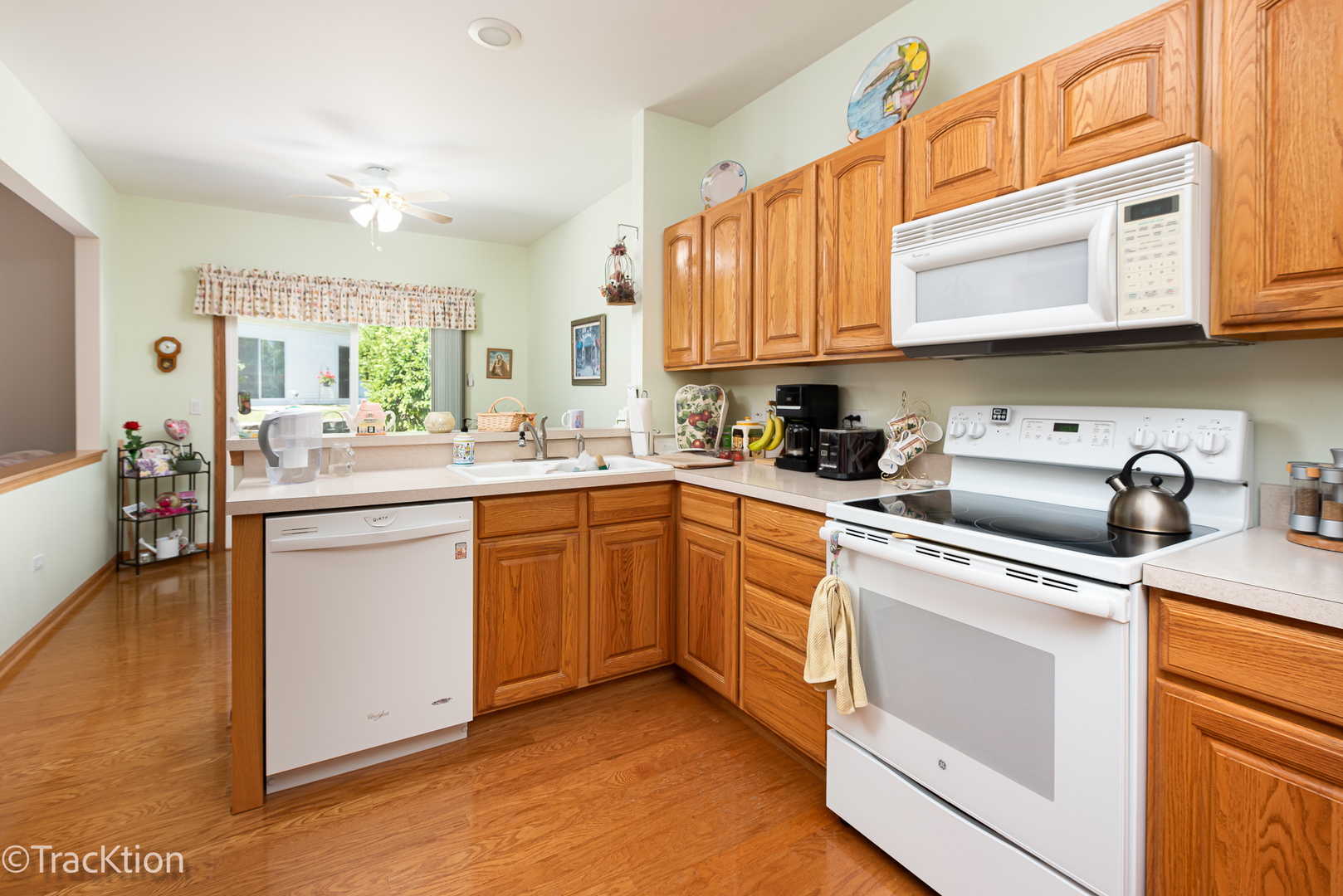 21337 W Juniper Lane
