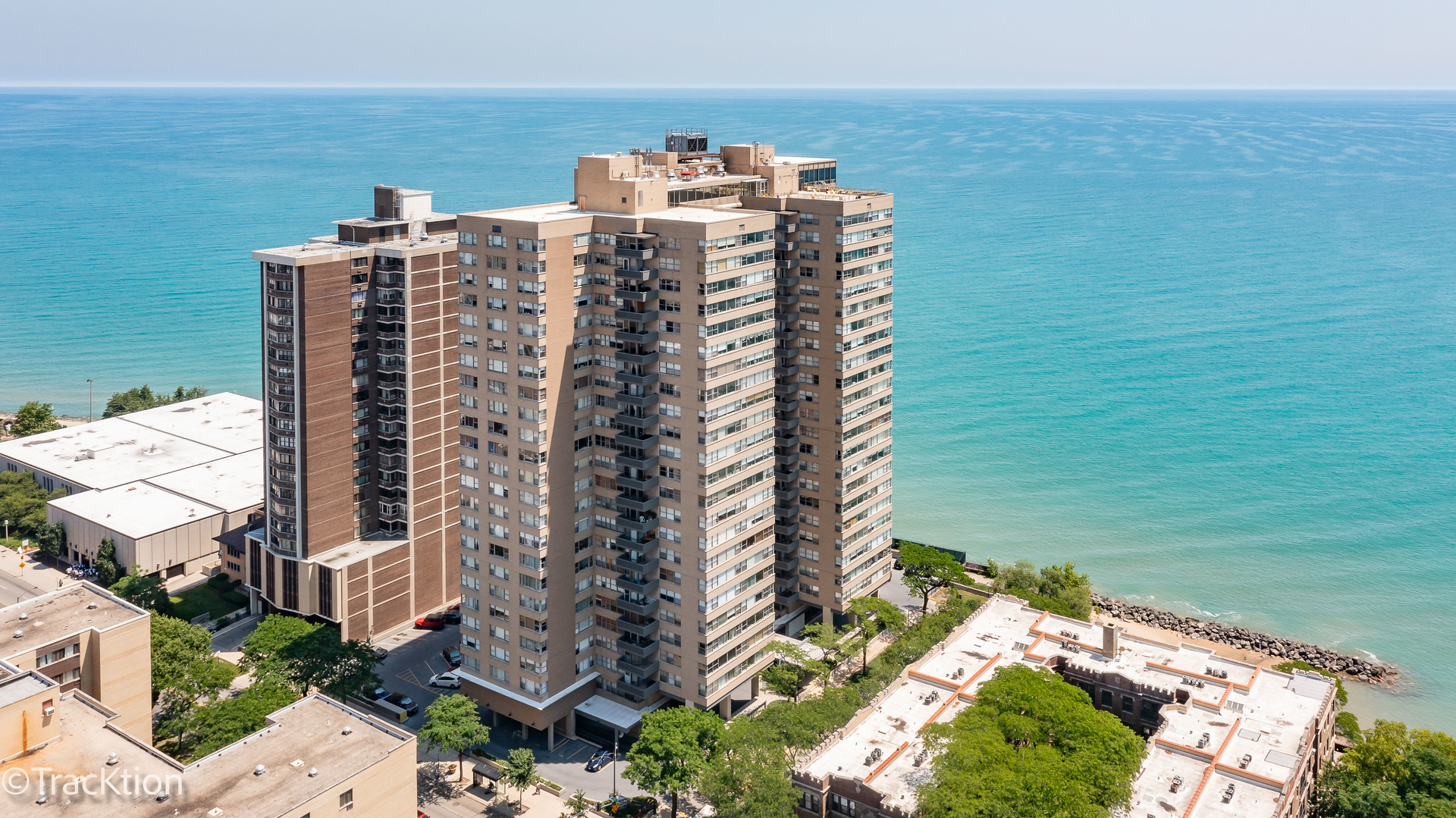 6301 N SHERIDAN Road Unit: 22L