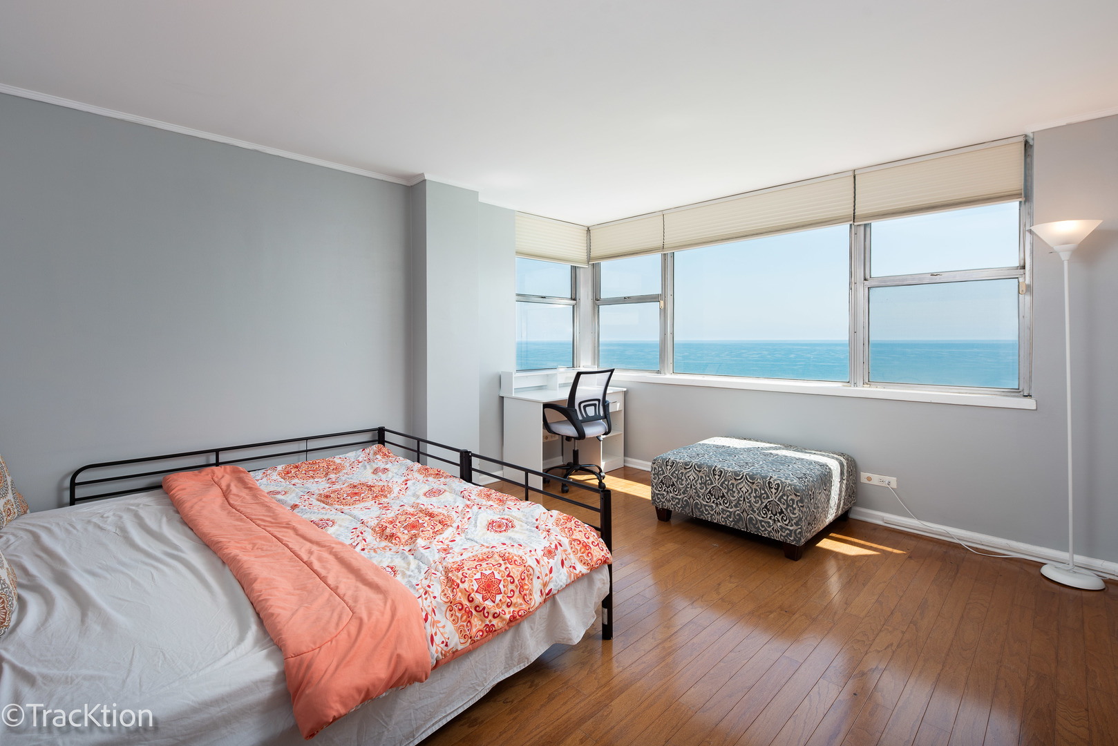 6301 N SHERIDAN Road Unit: 22L