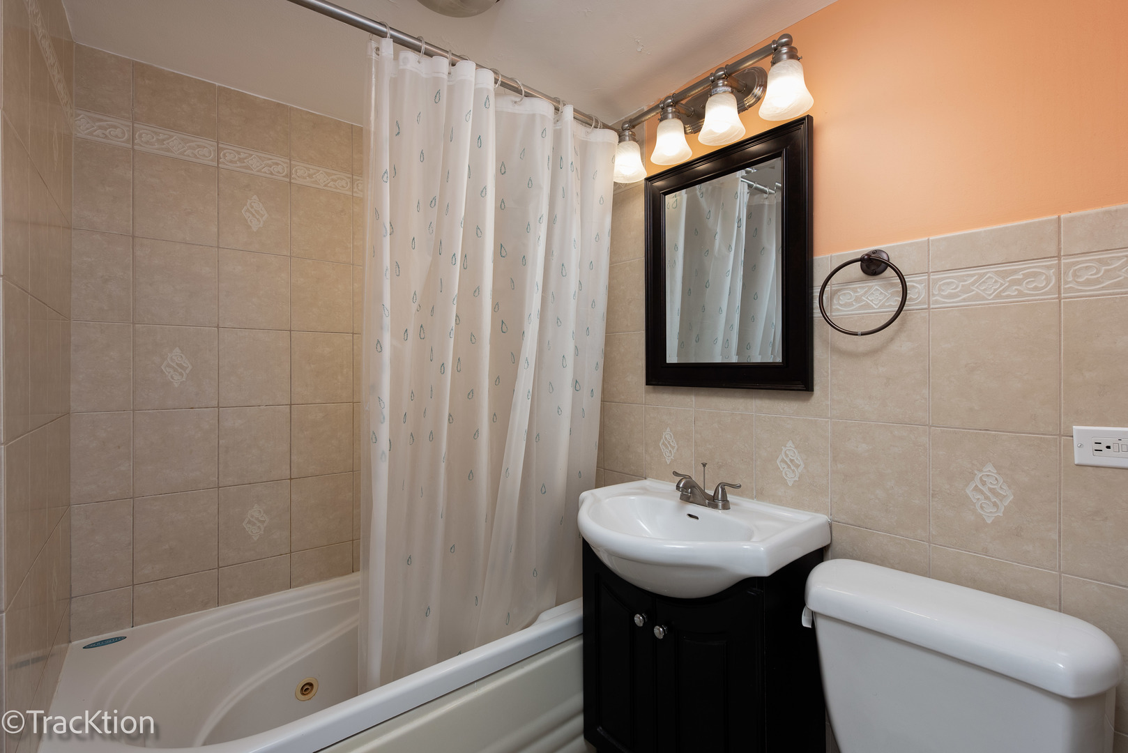 6301 N SHERIDAN Road Unit: 22L