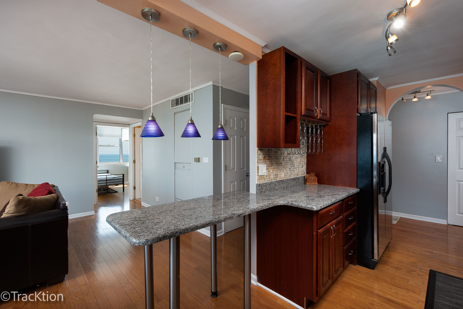 6301 N SHERIDAN Road Unit: 22L