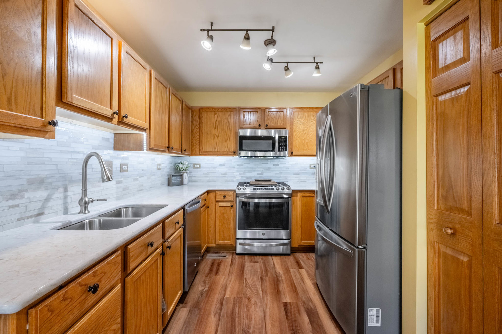 2330 Foxmoor Lane