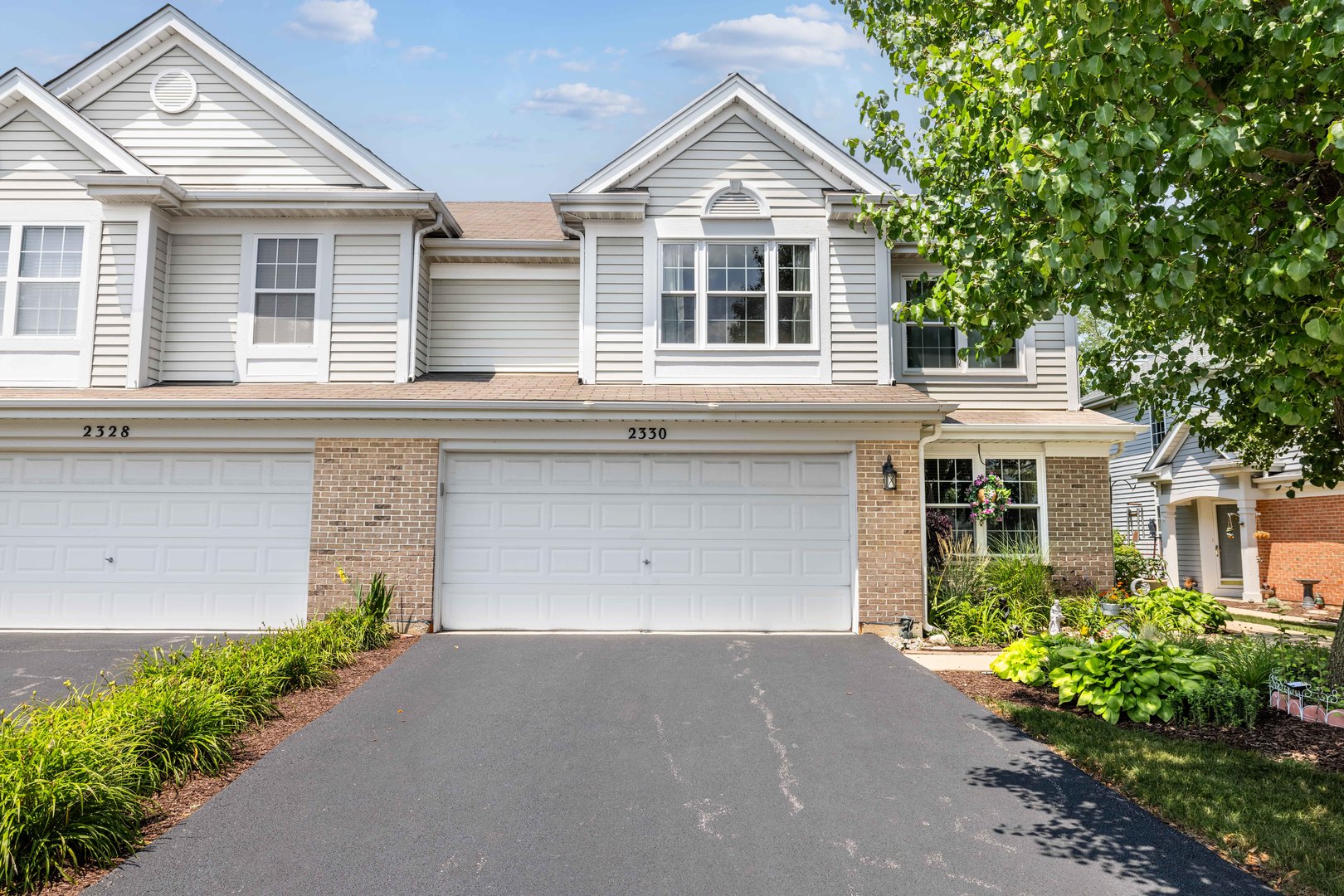 2330 Foxmoor Lane