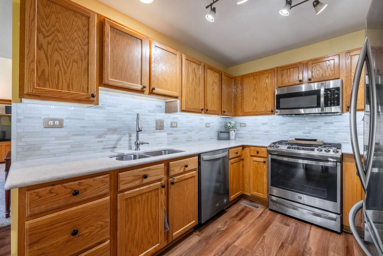 2330 Foxmoor Lane