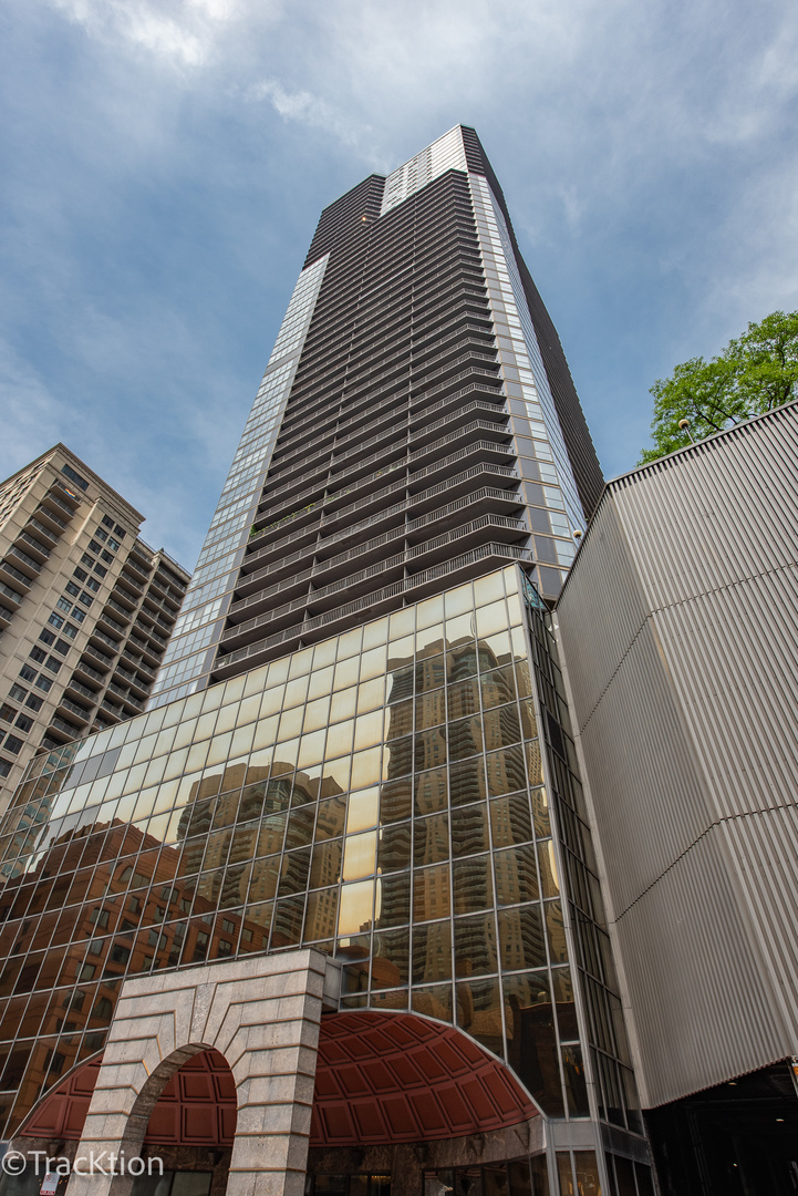 10 E Ontario Street Unit: 801