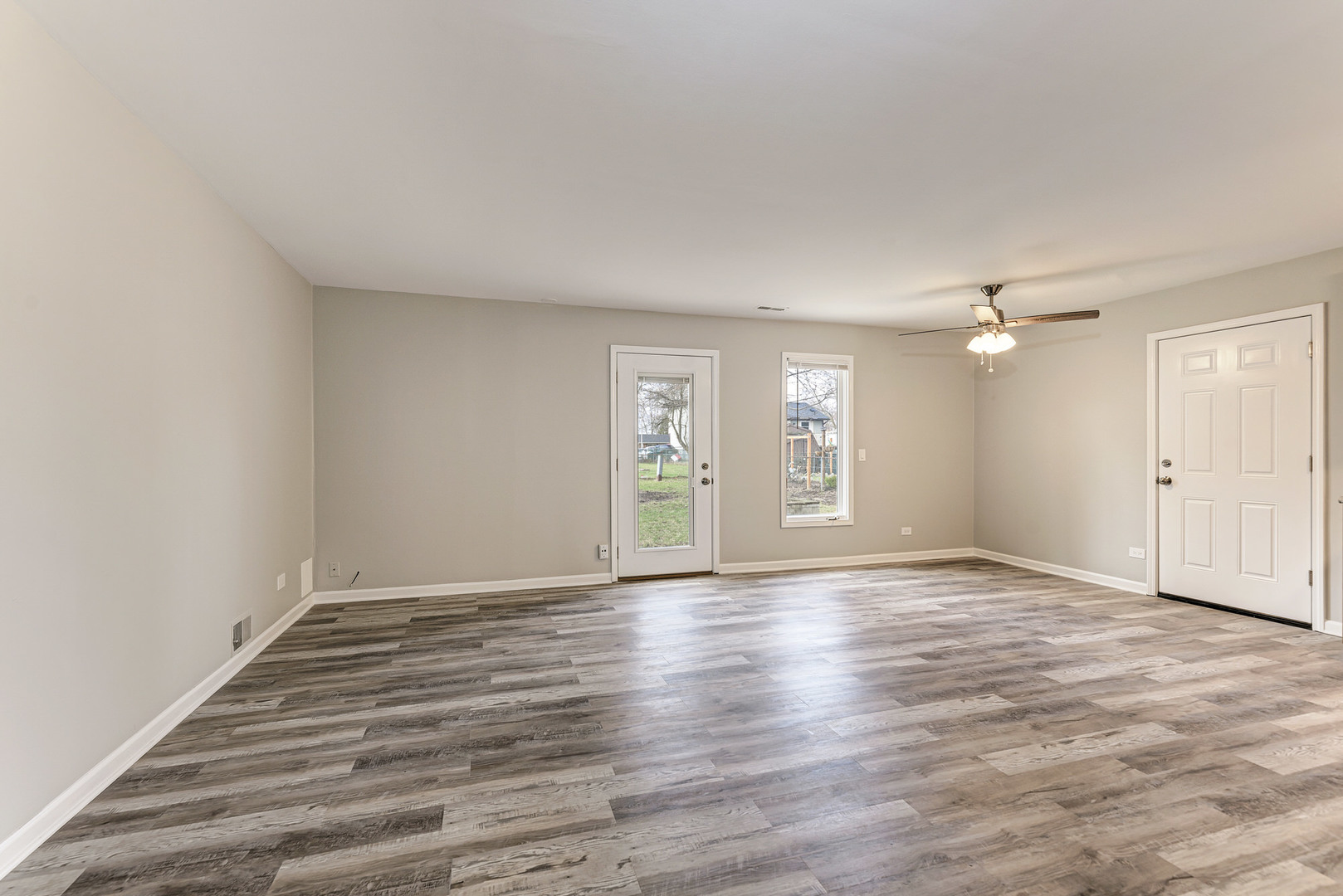 843 Summit Lane