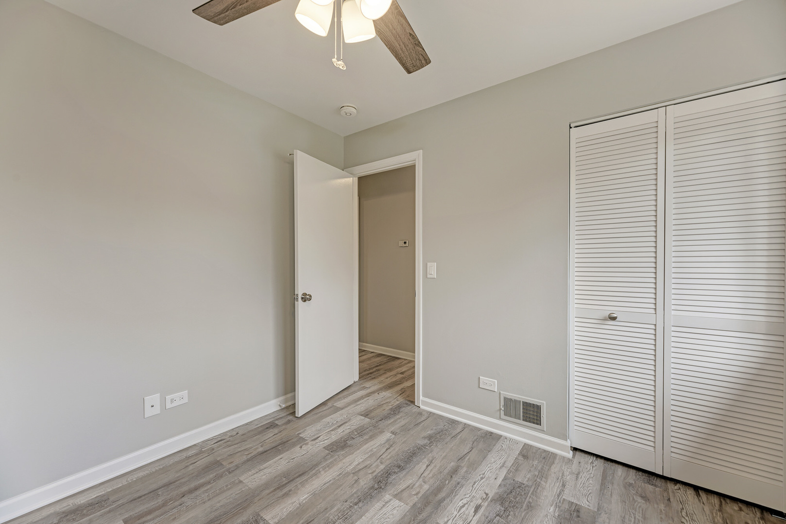 843 Summit Lane