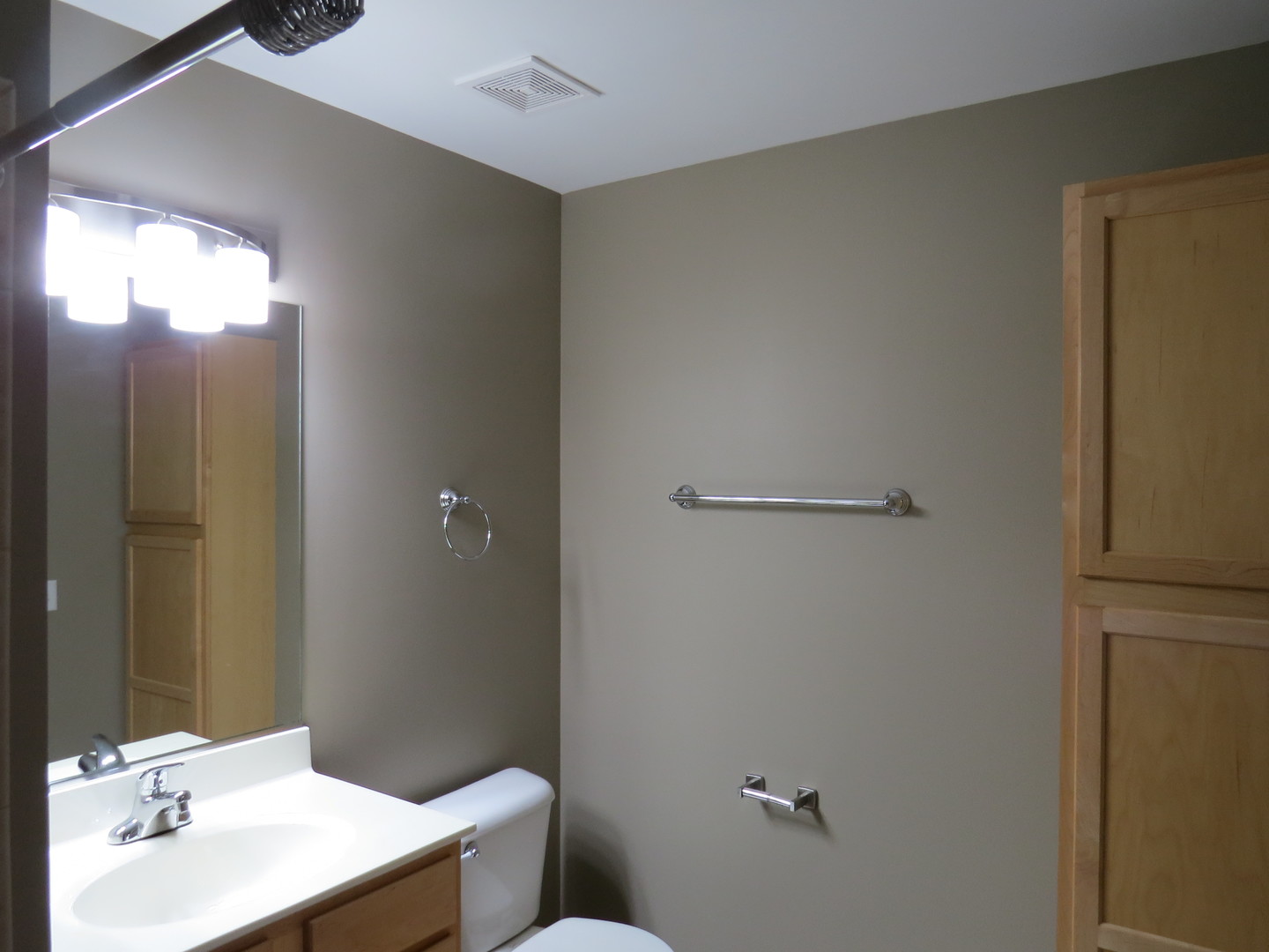 410 W Mahogany Court Unit: 703