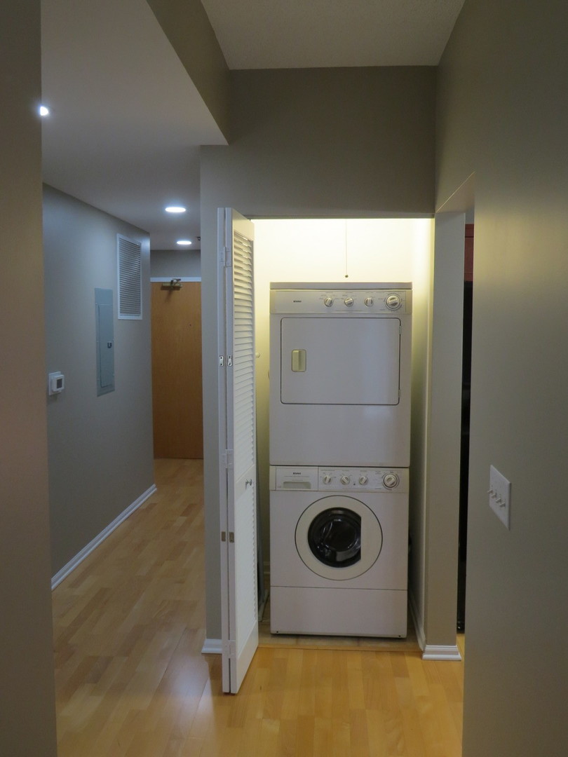 410 W Mahogany Court Unit: 703