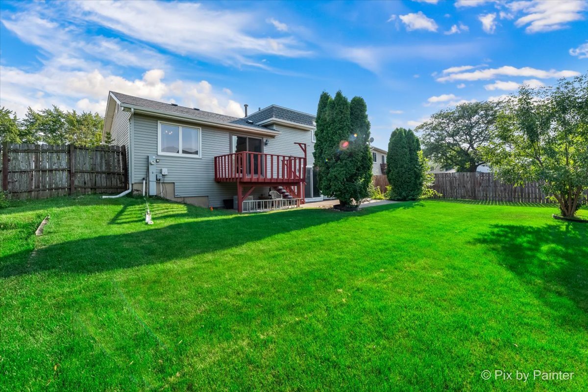 134 W Schubert Avenue