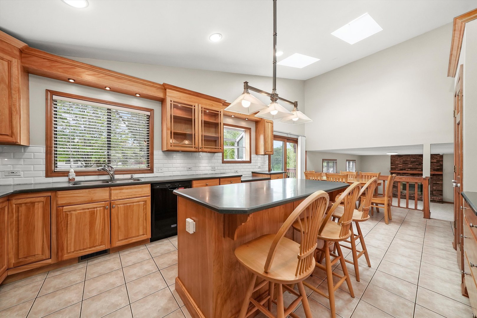 3133 Venard Road