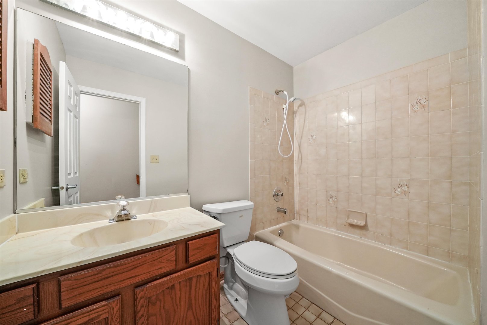 3133 Venard Road