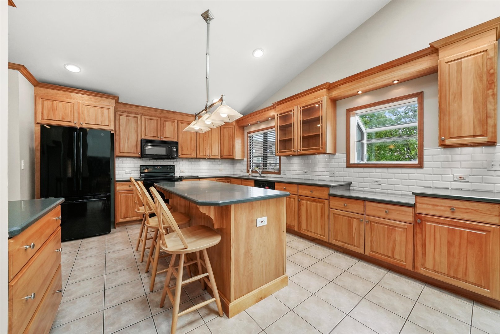 3133 Venard Road