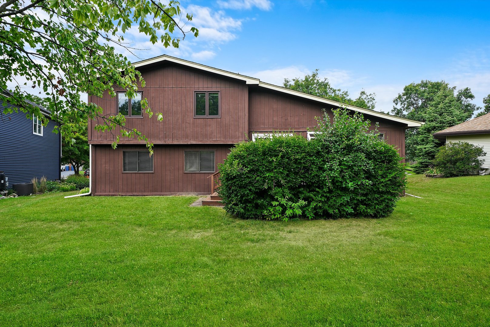 3133 Venard Road