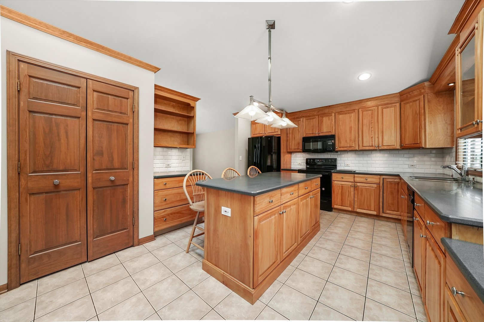 3133 Venard Road