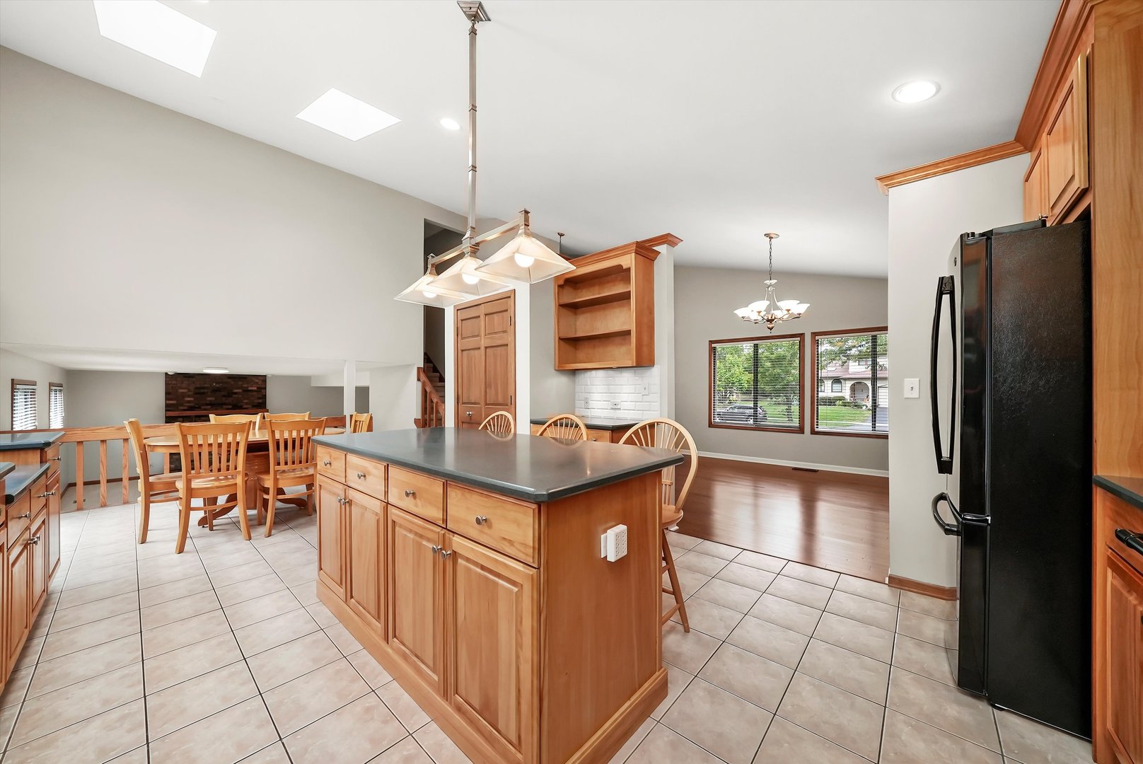 3133 Venard Road