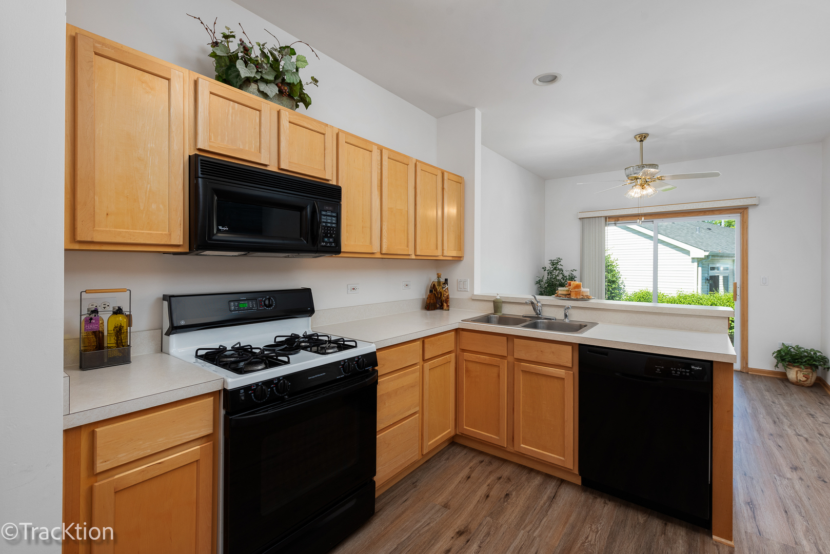 21154 W Cypress Lane