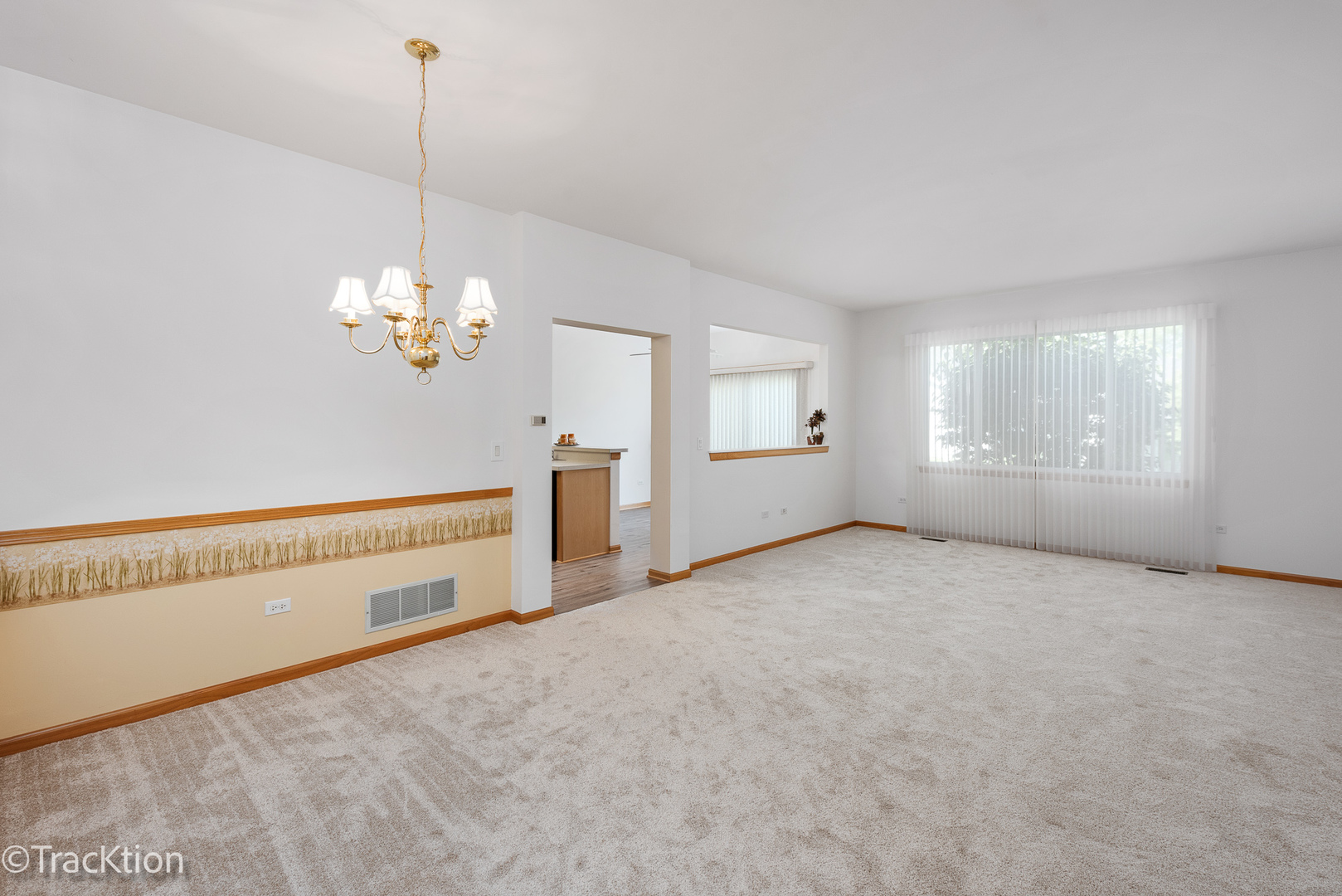 21154 W Cypress Lane