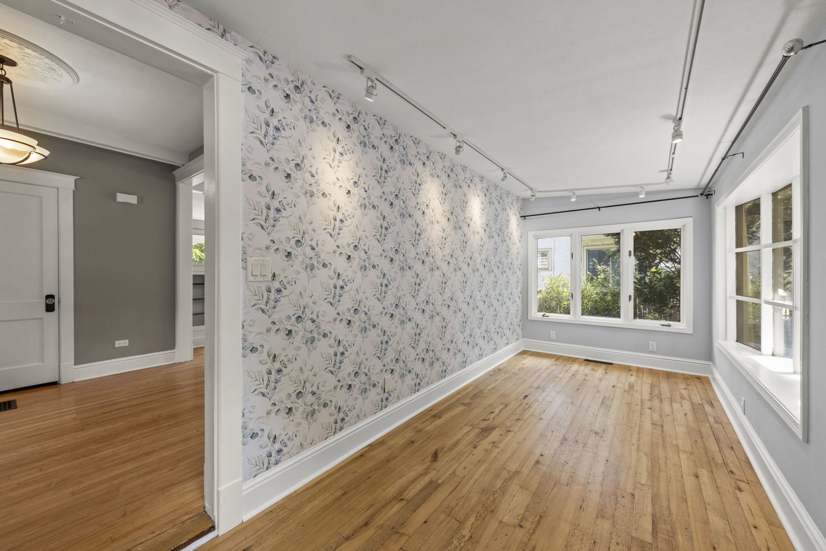 402 Cowles Avenue