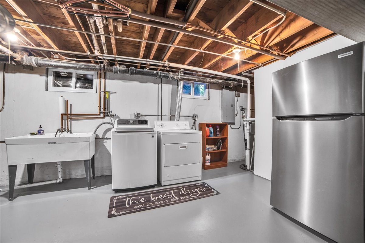5601 Aubrey Terrace