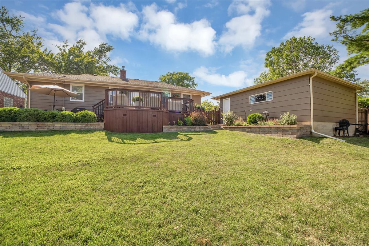 5601 Aubrey Terrace