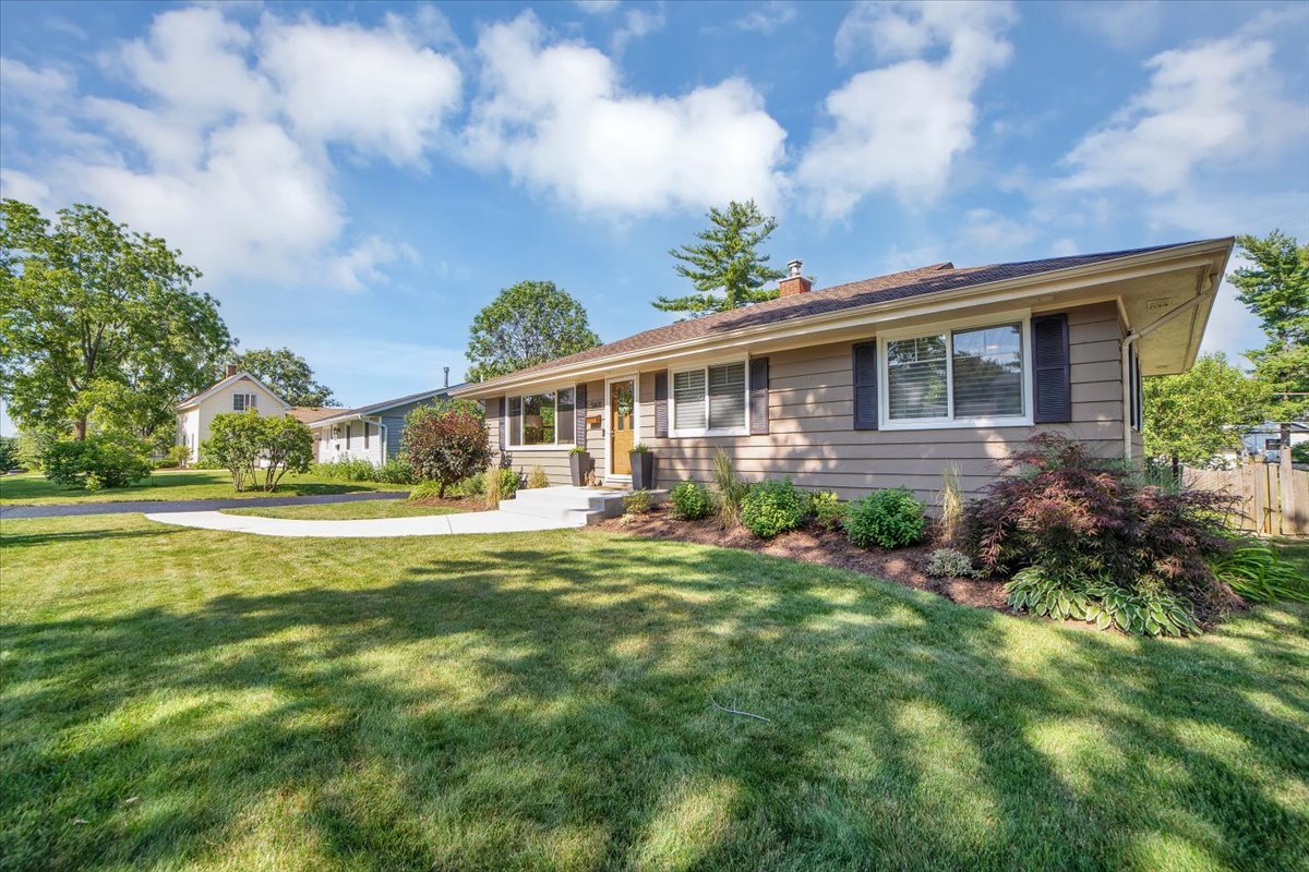 5601 Aubrey Terrace