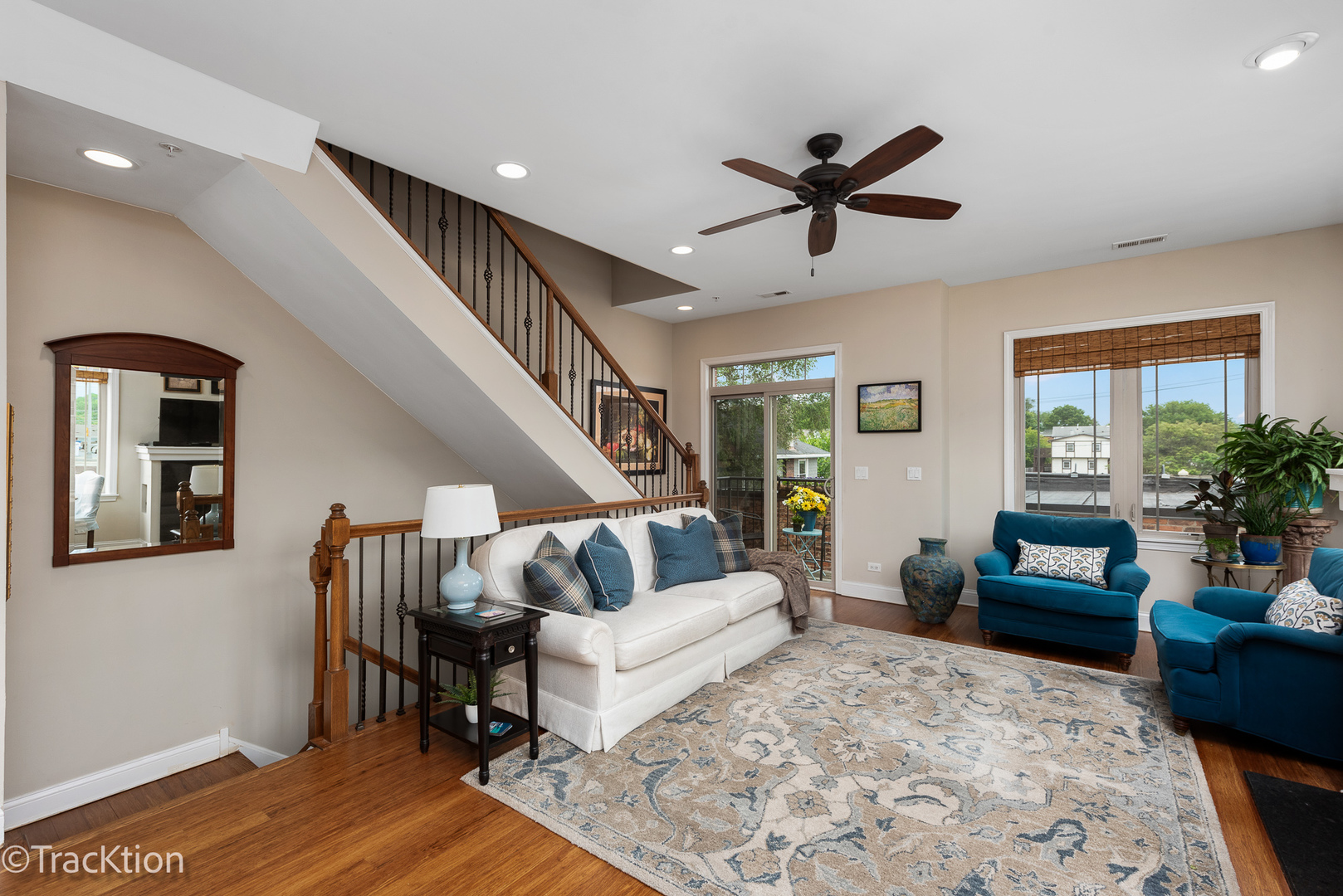 922 WARREN Avenue Unit: 101