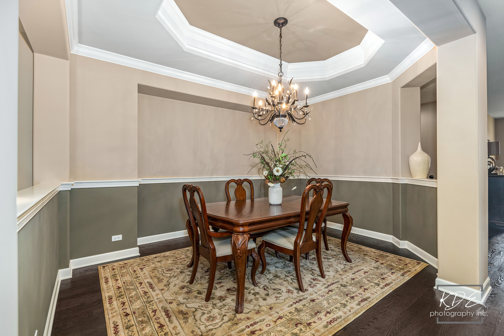 654 Woodglen Court