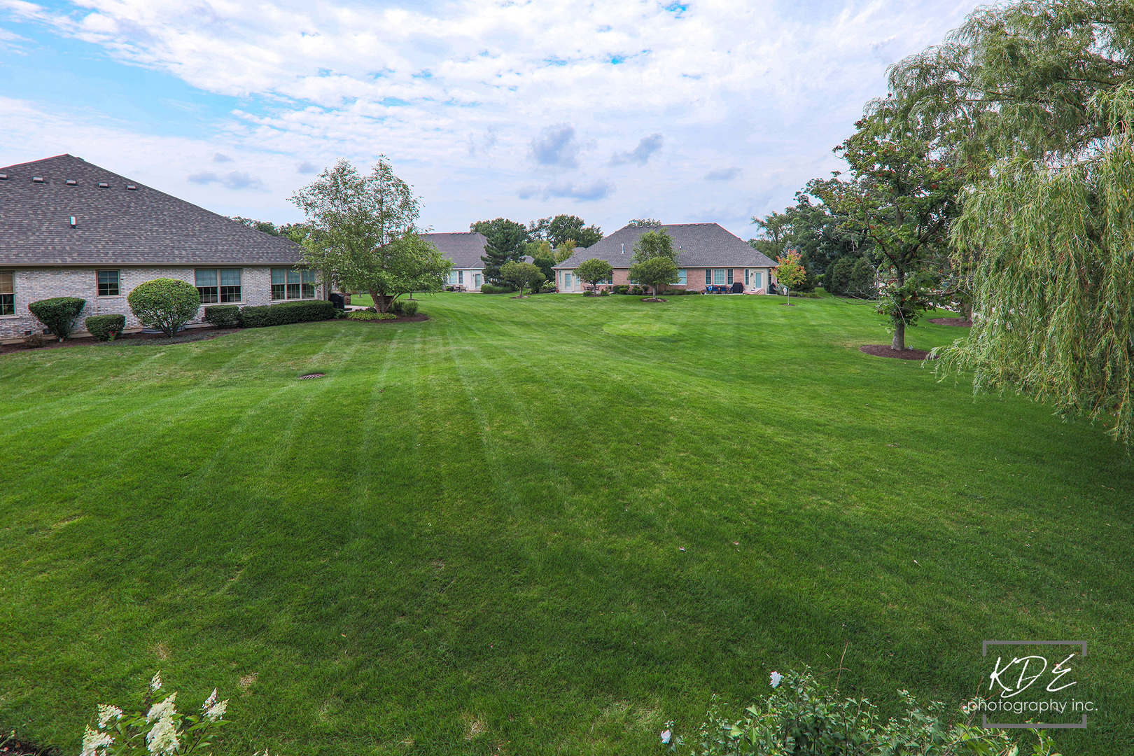 654 Woodglen Court