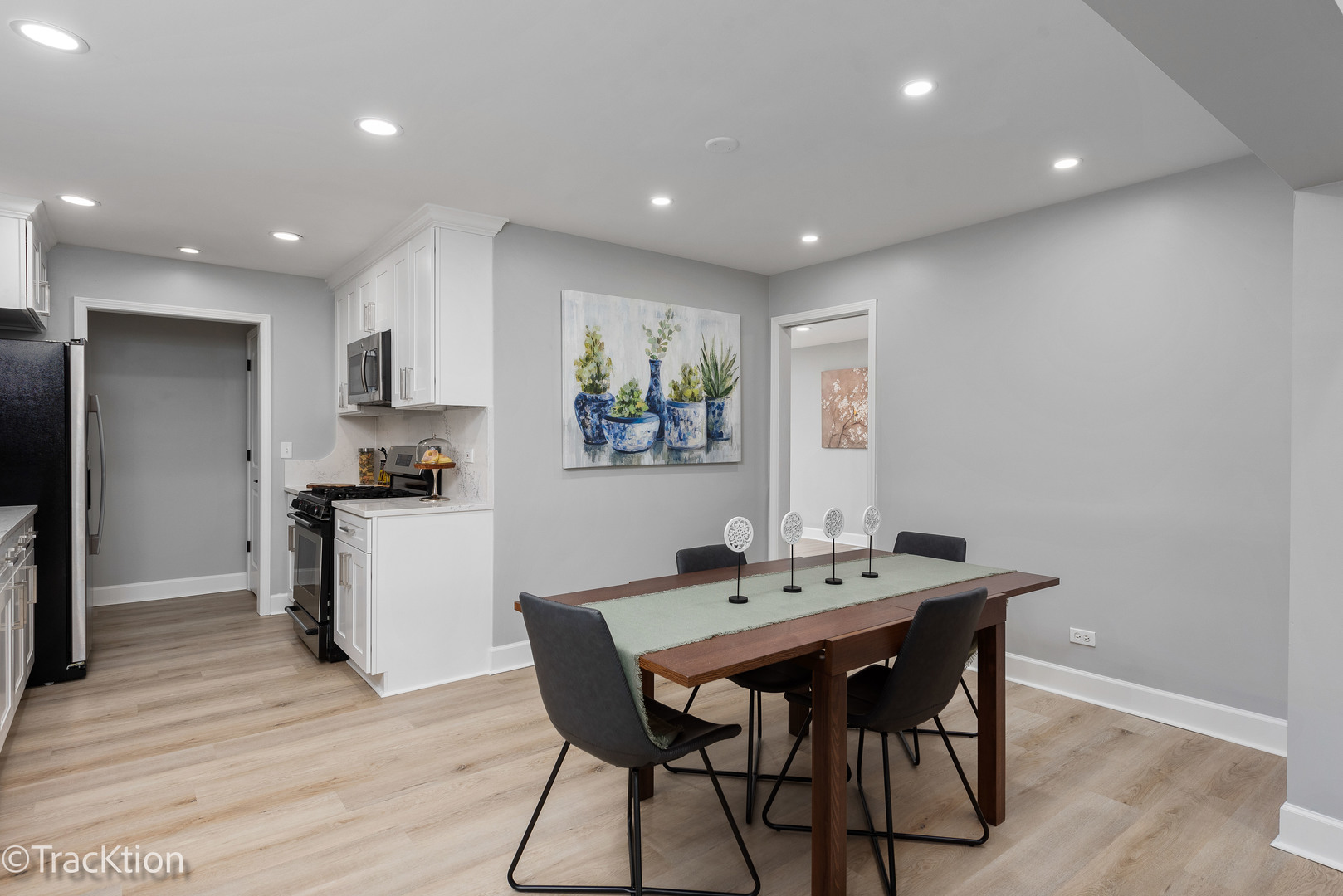 321 E Margaret Street