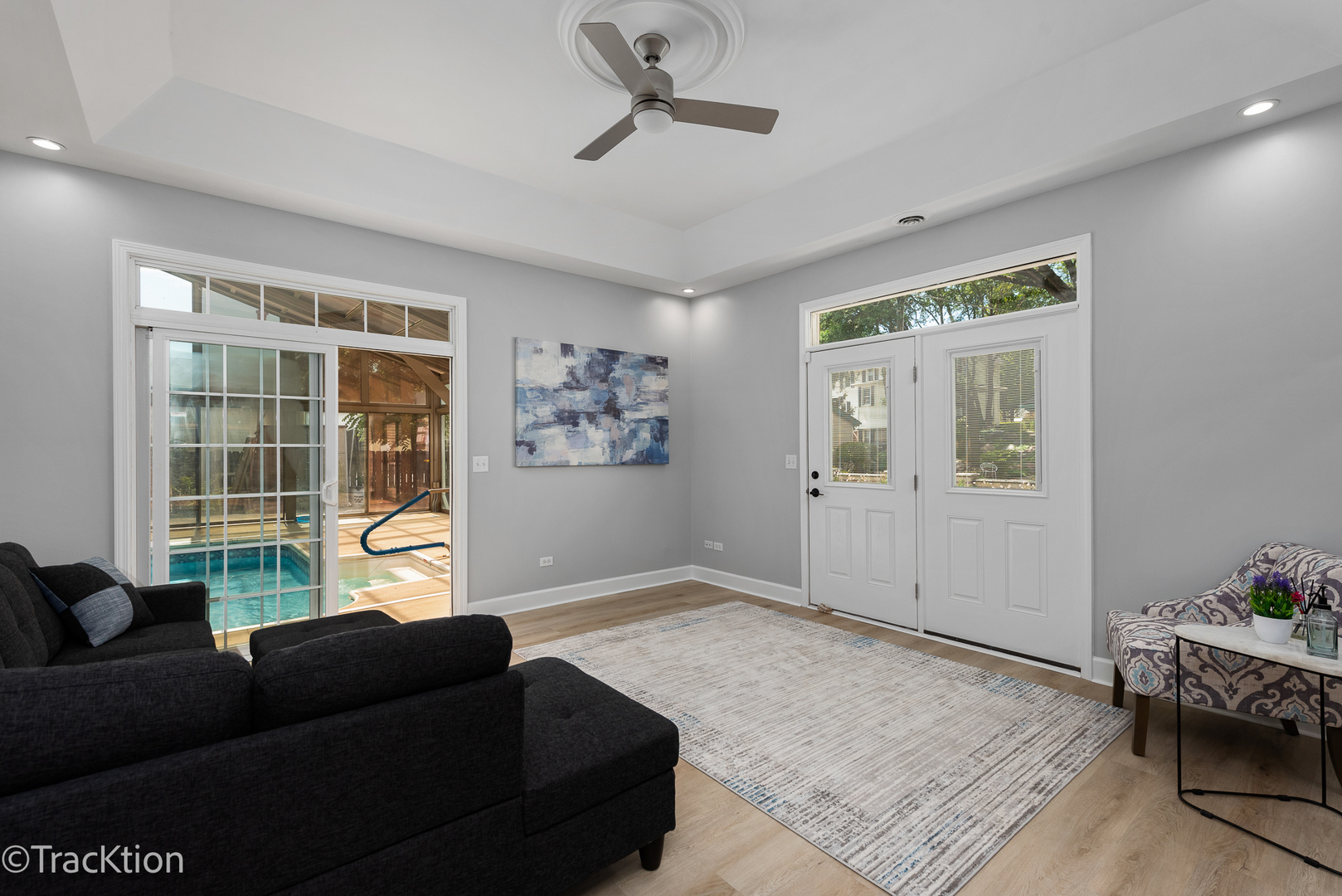 321 E Margaret Street