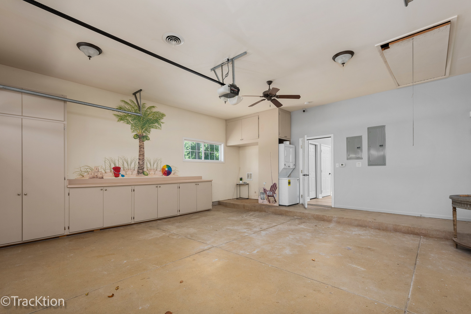 321 E Margaret Street