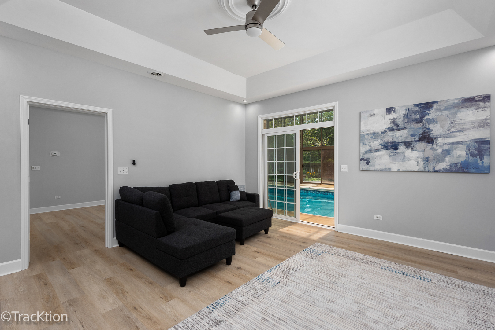 321 E Margaret Street
