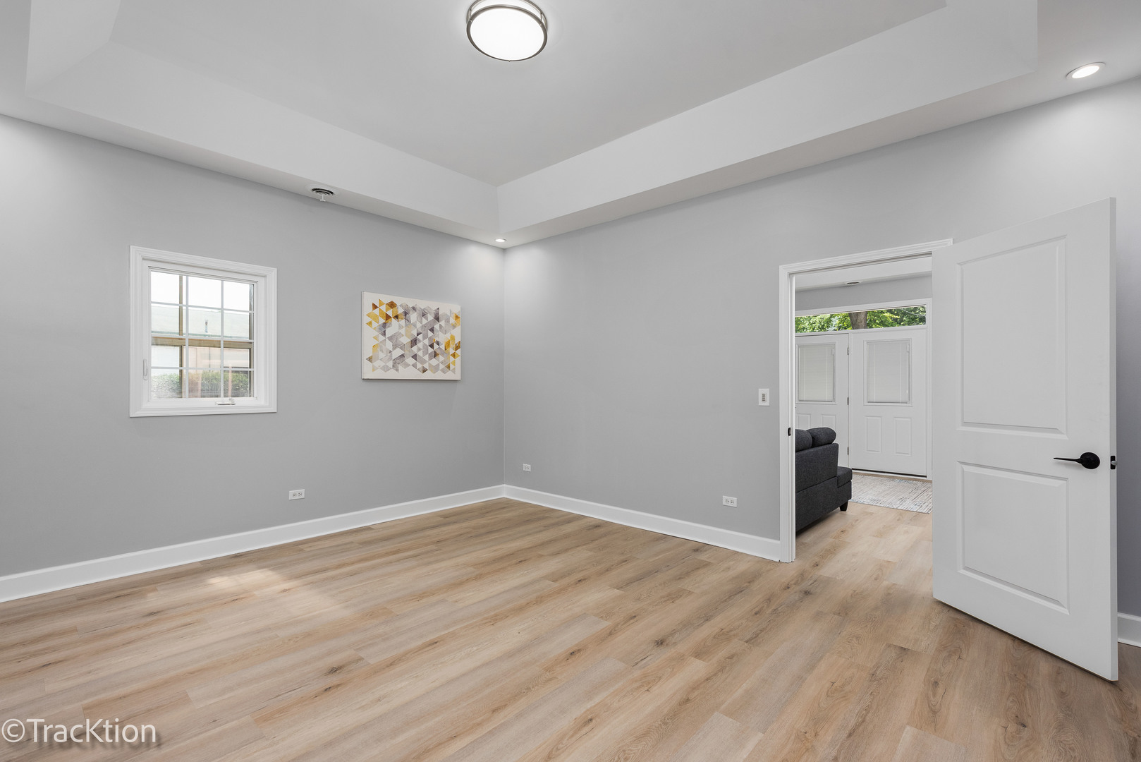 321 E Margaret Street