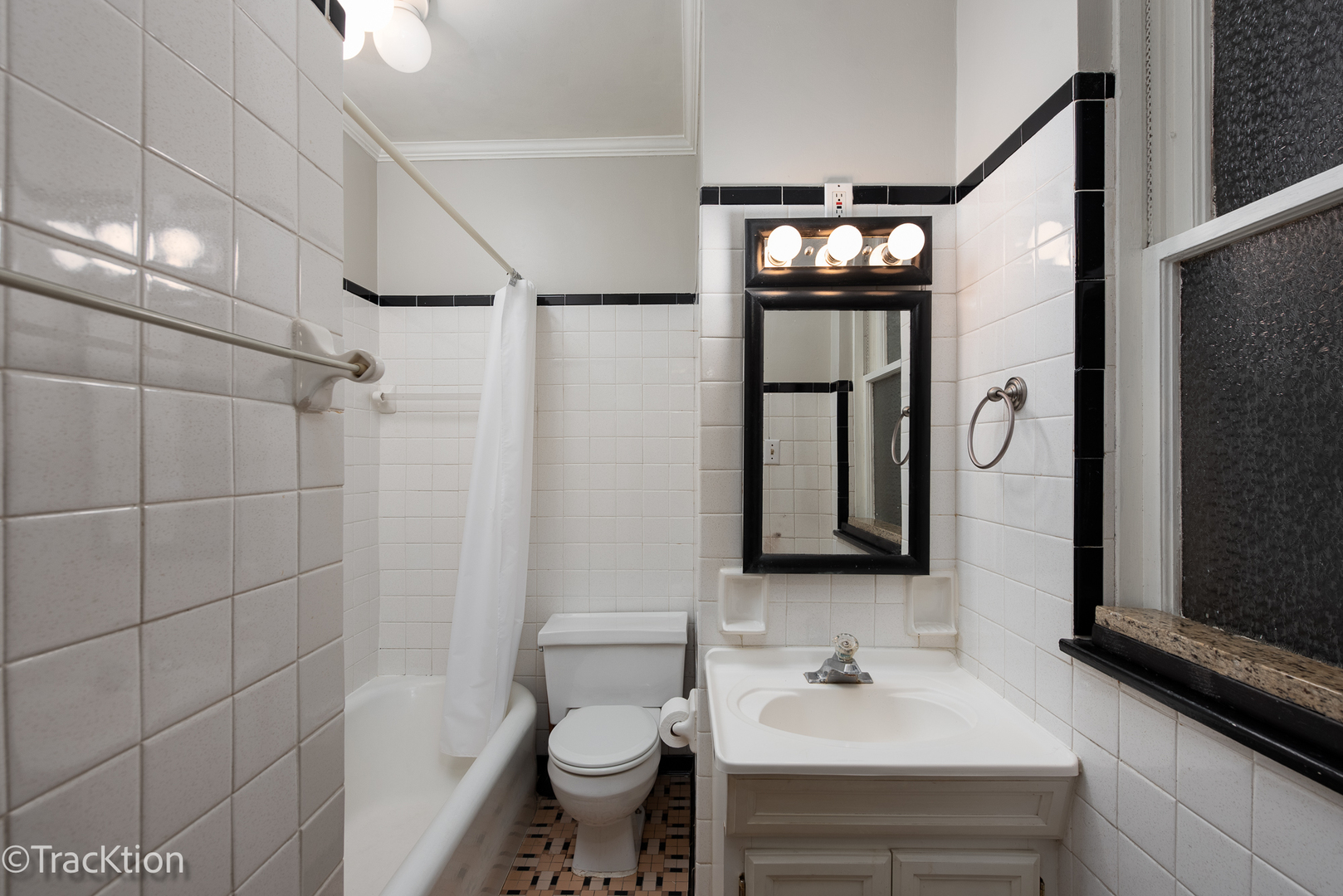 2912 lincoln Avenue Unit: 1N