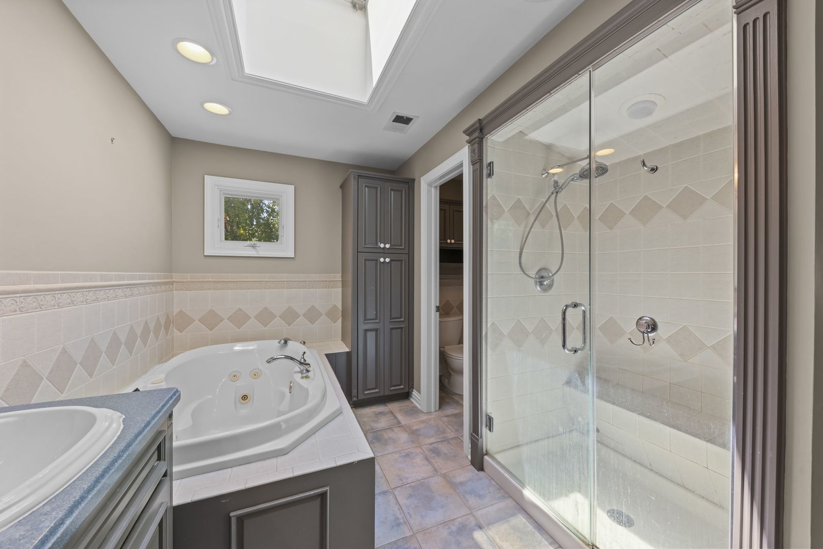 18W171 73rd Street