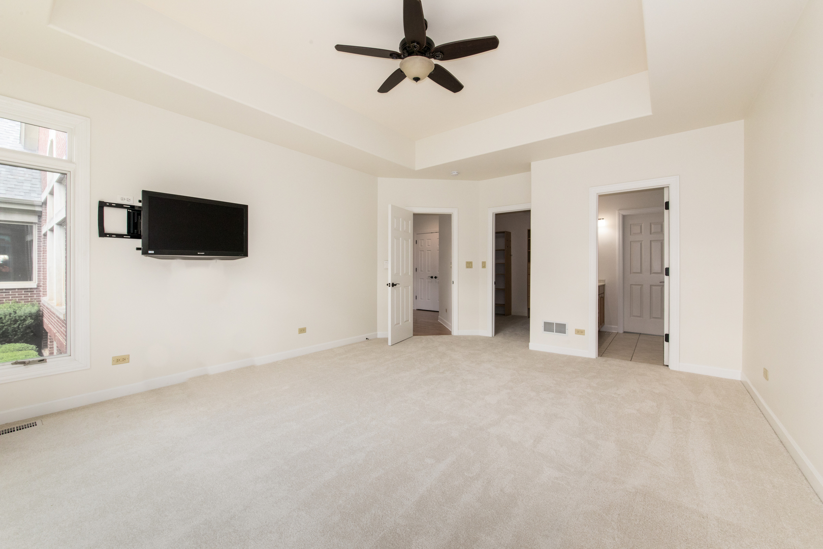 40 Woodview Lane
