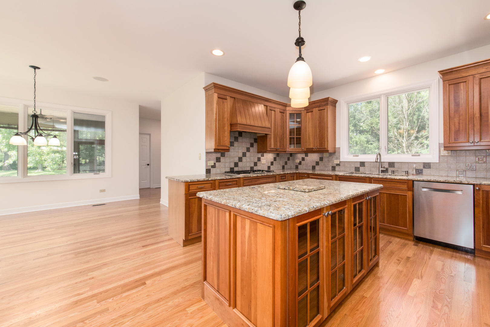 40 Woodview Lane