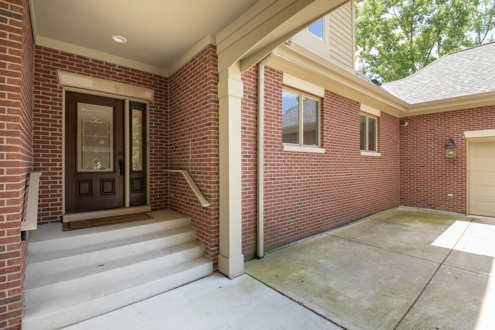 40 Woodview Lane