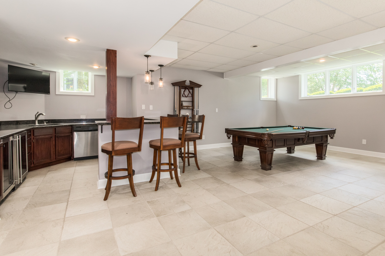40 Woodview Lane